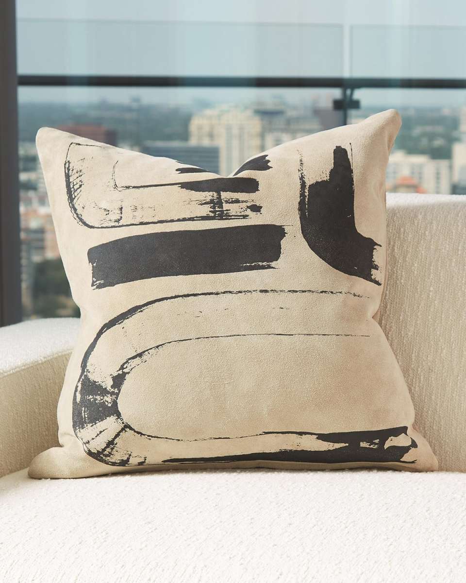 Toi Pillow